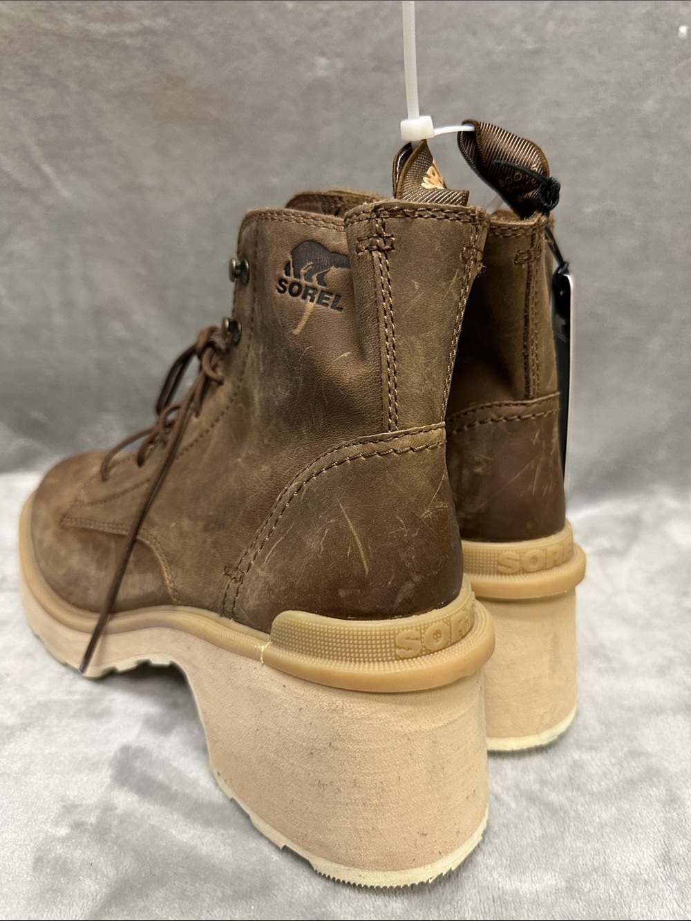 SOREL Hi Line Booties Size 9 - Picture 4 of 8